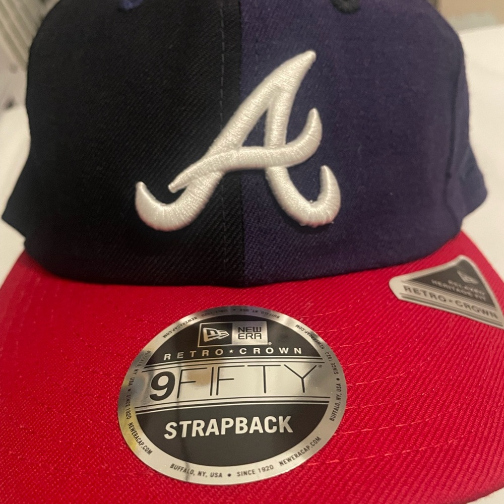New Era Atlanta Braves 9FIFTY Retro Crown Strapback hatred.